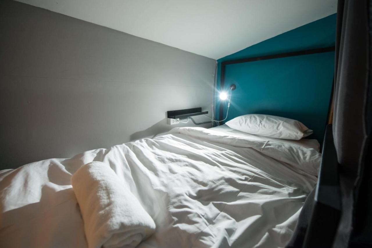 4Share Hostel (Adults Only) Bangkok Kültér fotó