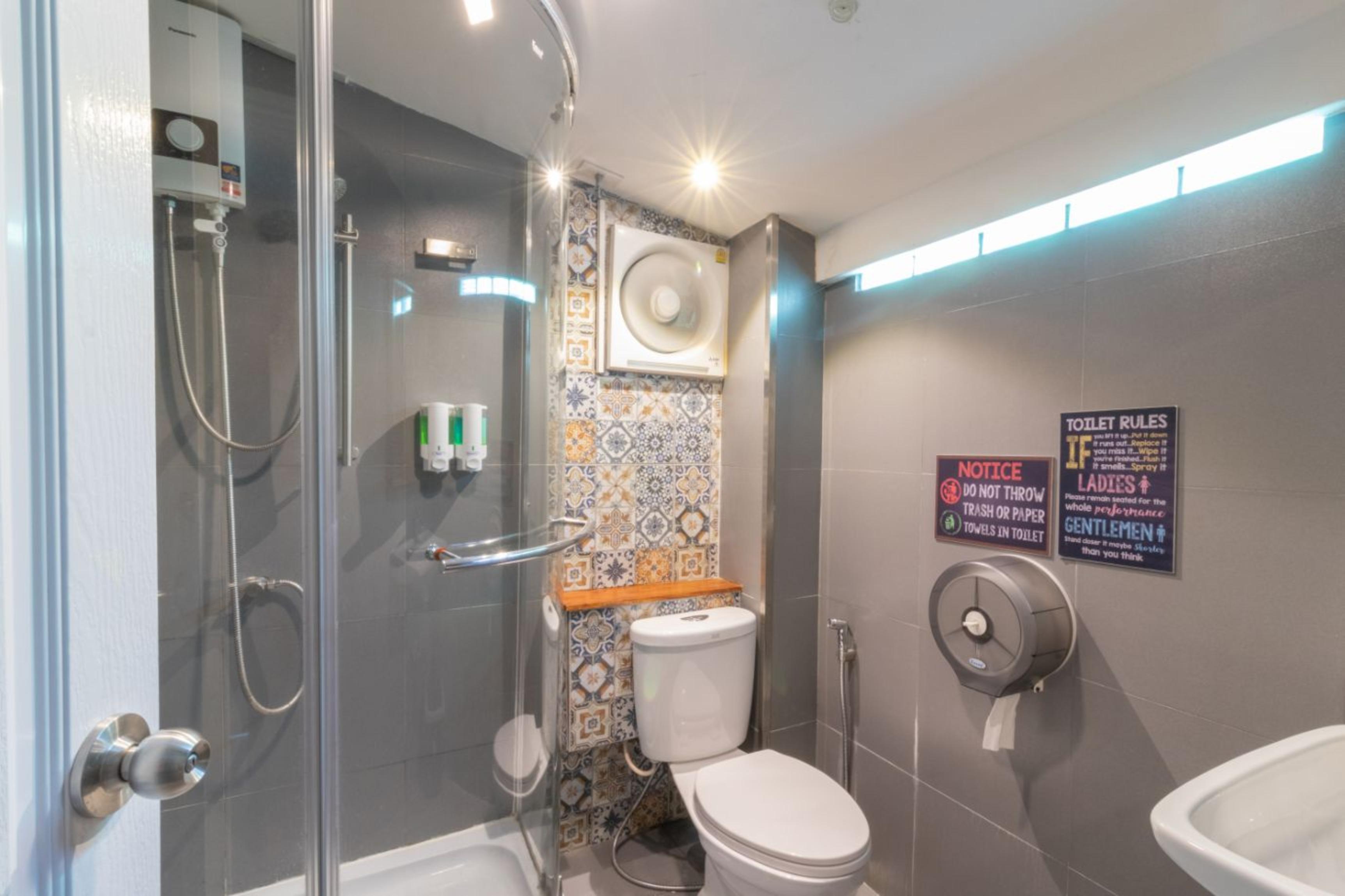 4Share Hostel (Adults Only) Bangkok Kültér fotó