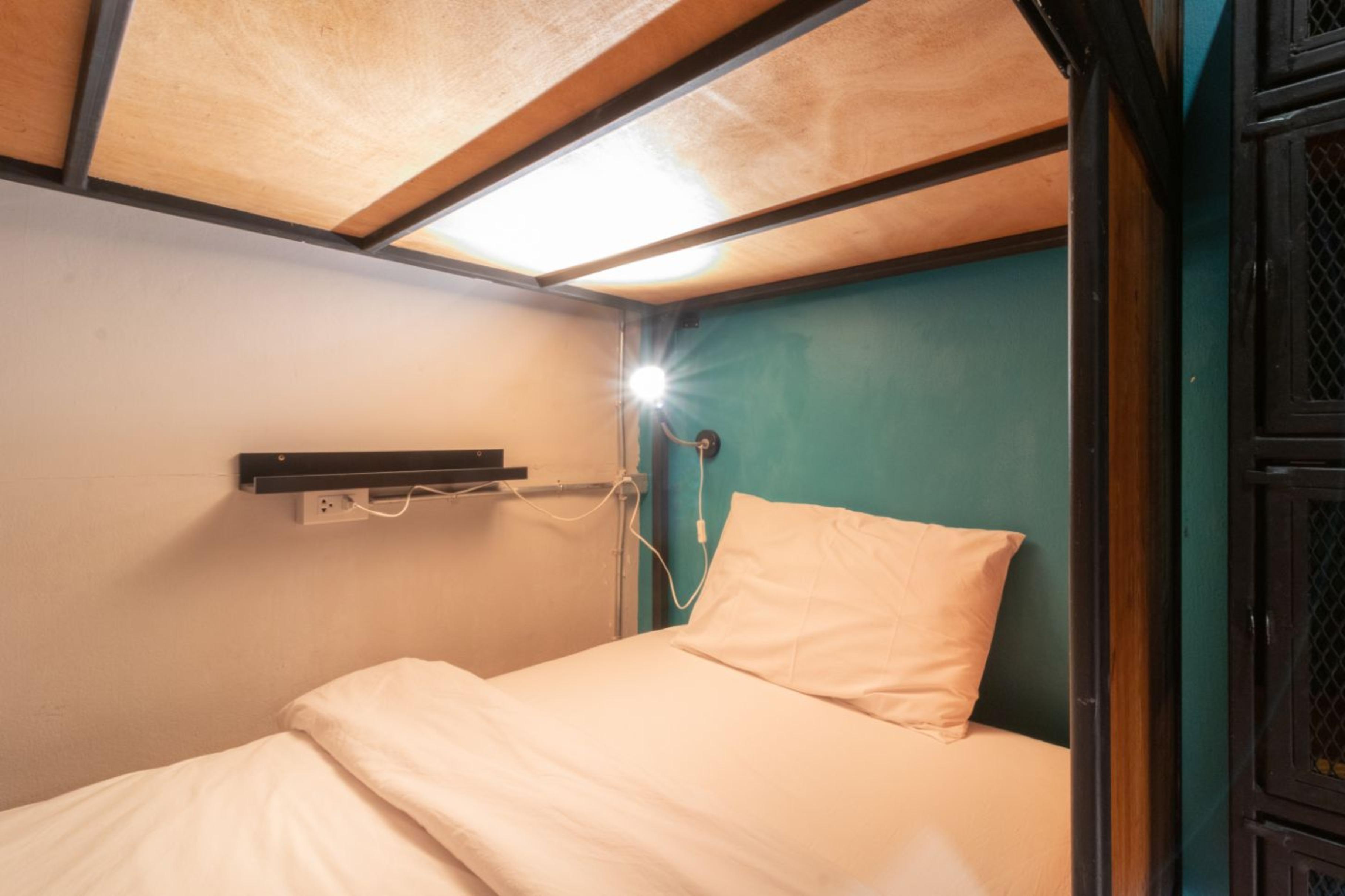 4Share Hostel (Adults Only) Bangkok Kültér fotó